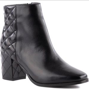Seychelles Paramount Quilted Bootie